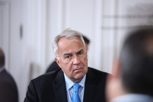 Greek Minister Sends Strong Message on Migration Policy from Cairo