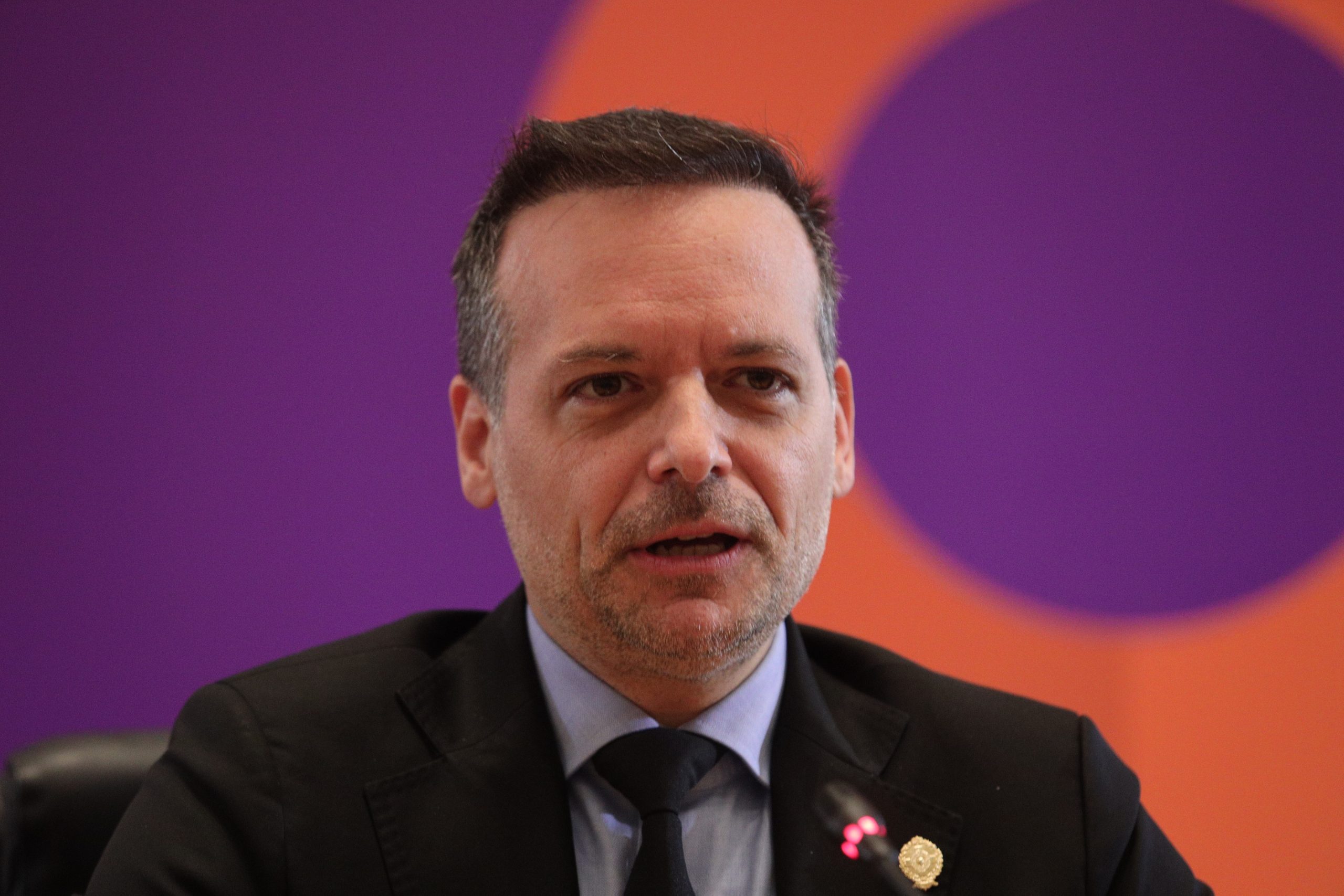 Mayor of Athens Announces Strategy to Address Housing Crisis