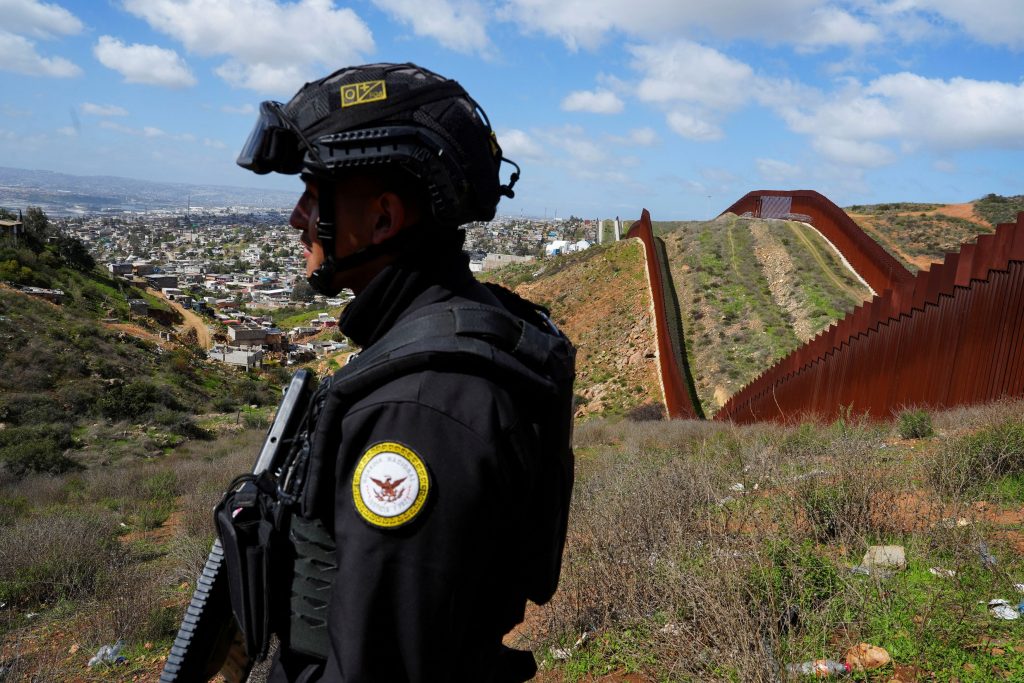 The Underground Hunt for Mexico’s Most Wanted Drug Kingpin