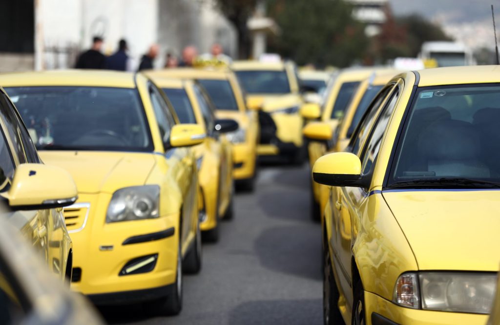 Athens Taxi Drivers Announce 48-Hour Strike Over Transport Policy Dispute